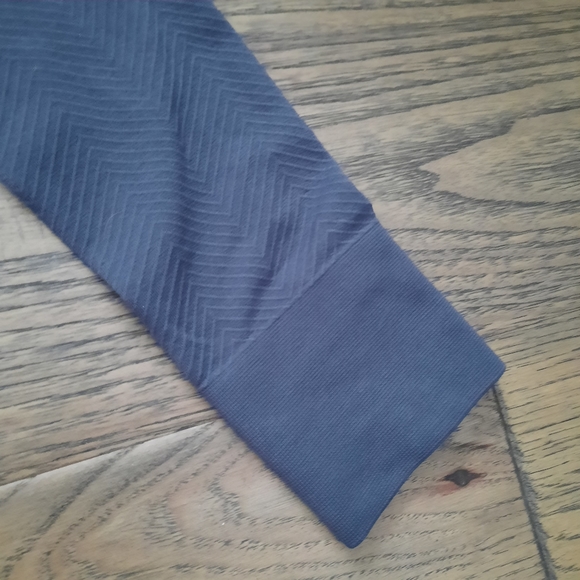 Kari Traa Athletic Long Sleeve Textured Seamless Top Baselayer - Picture 5 of 16